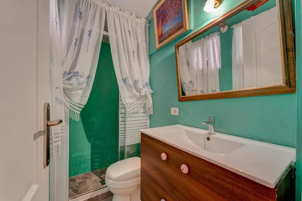 Casa Luminosa Bed & Breakfast Bocacangrejo Spain
