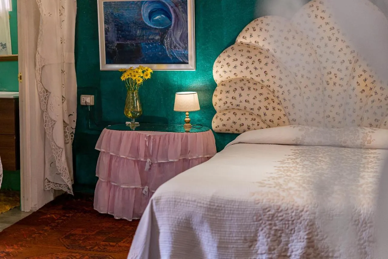 ***  Casa Luminosa Bed & Breakfast Bocacangrejo Spain