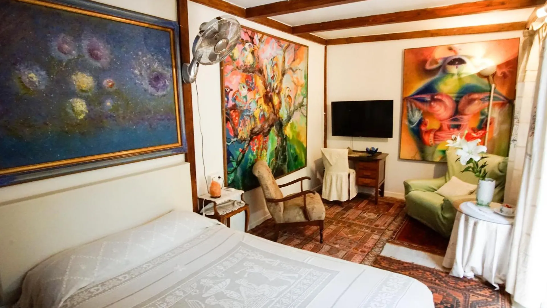 Casa Luminosa Bed & Breakfast Bocacangrejo Spain